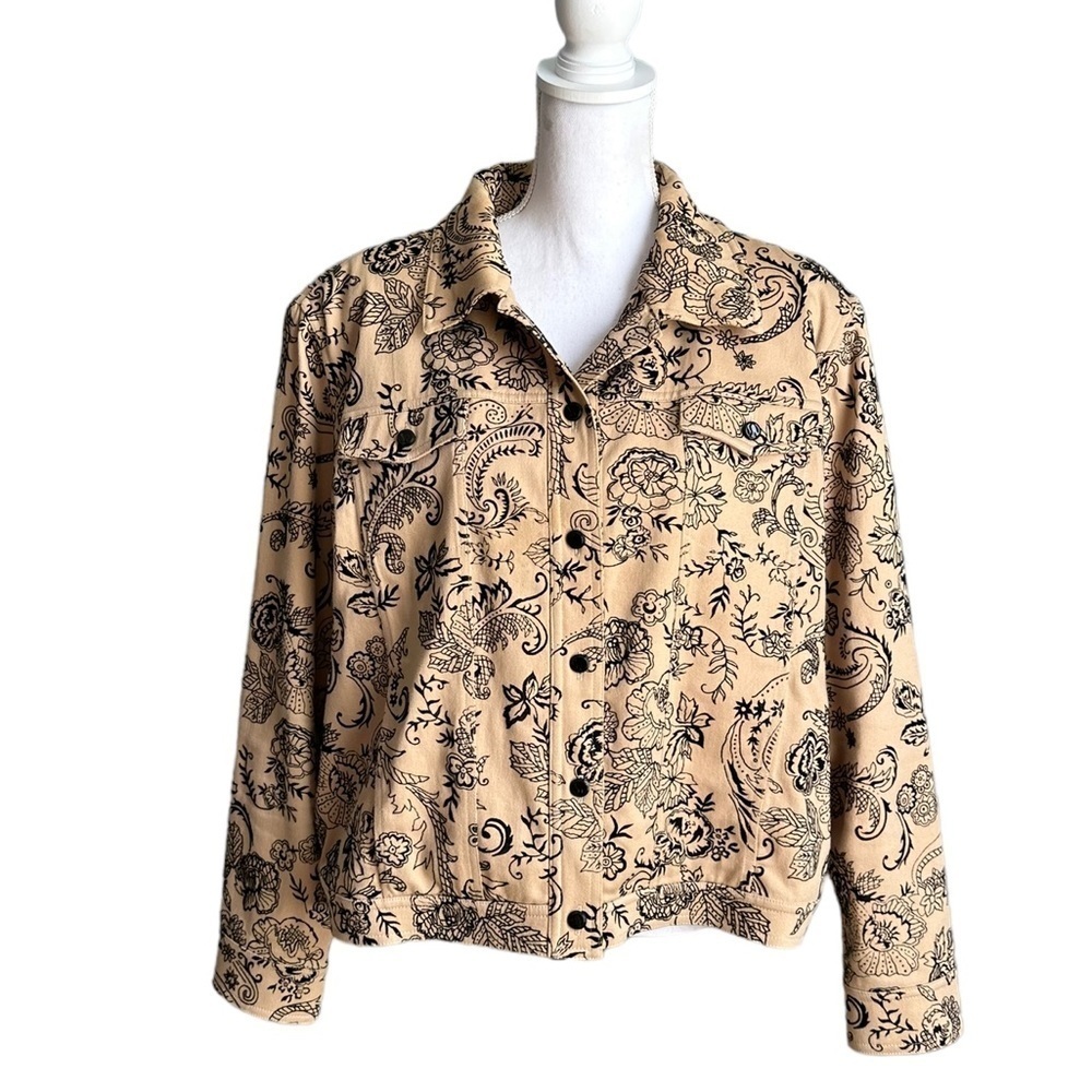 ST. JOHN SPORT Women’s Paisley Print Cropped Button Jacket Size XL